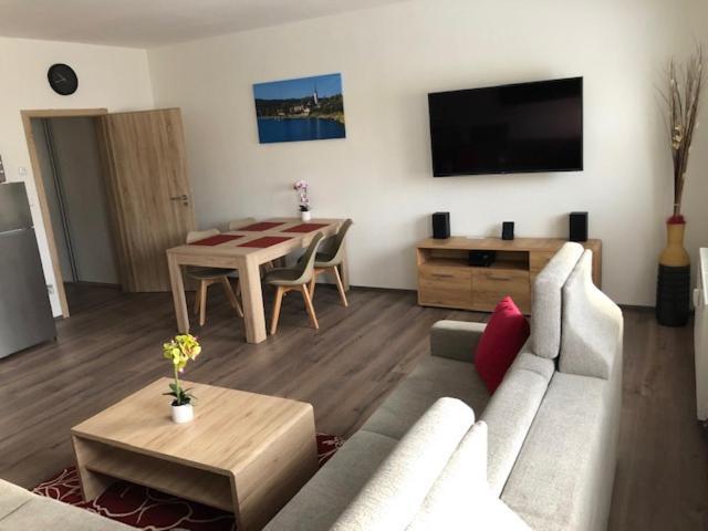 Papeto Apartman Frymburk Kültér fotó